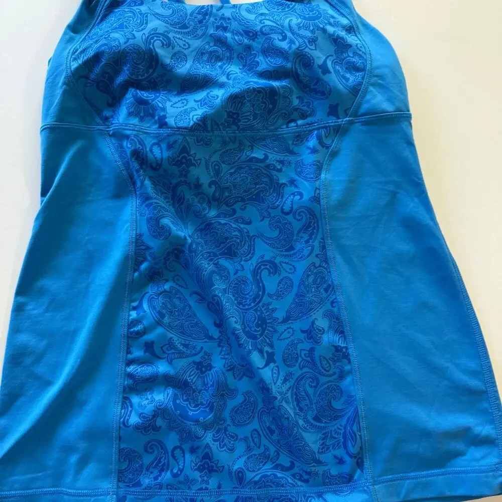 Lululemon Women Tank Top Blue Paisley Strappy Back‎ 10 - Picture 6 of 7